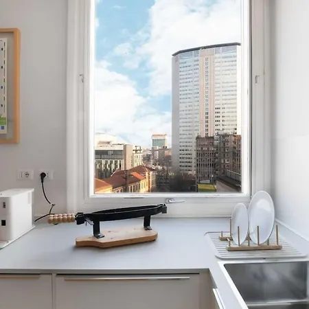 Apartment Central Station With Sky And City View *